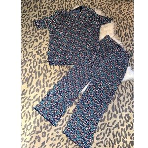 2 PIECE FLORAL PLISSE SET
